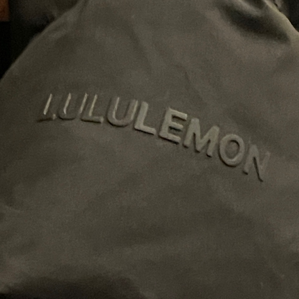 Lululemon Wunder Puff 600 Down Fill Jacket Black Size 2 NWOT. LW4CACS - Picture 9 of 16